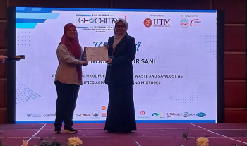 Congratulations to Wan Noor Hin Mior Sani and Associate Prof. Dr. Ramadhansyah Putra Jaya of winning the Best Presenter Award at the International Conference on (GEOCHITRA 2024) at Seri Pacific Hotel, Kuala Lumpur held on 4-5 September 2024